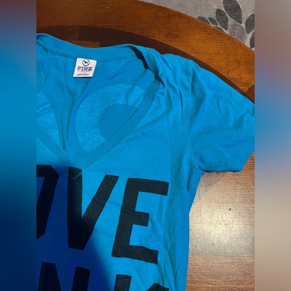 Victoria’s Secret PINK V Neck Tee Shirt - Picture 3 of 5